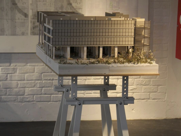 Ruining the Ruinous Ruin