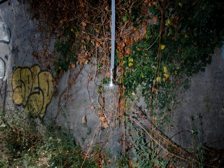 Changing Room: Infrastructural Acts of Publicness