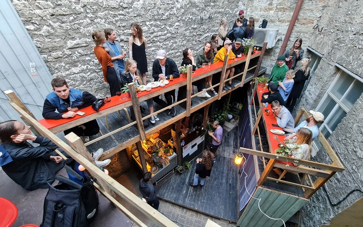 ÕU Osteria and Office: Community Experiment