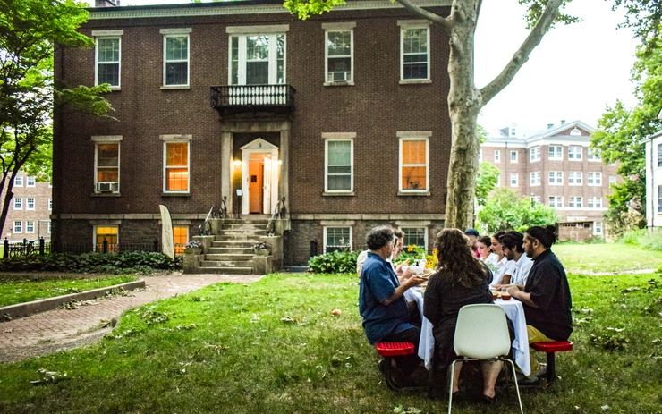 Common Ground: Life on the Veranda