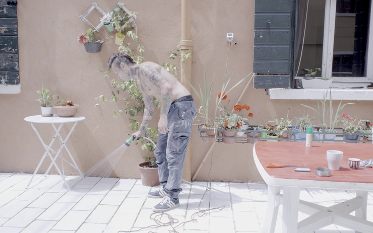 Reclaiming Public Housing by Squatting and Repair