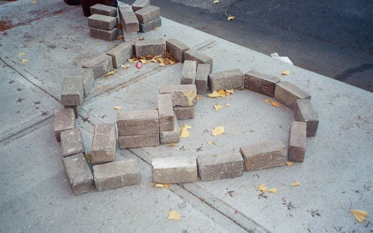 Spaces for dislove