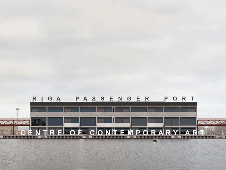 Borderless port of Eksportosta