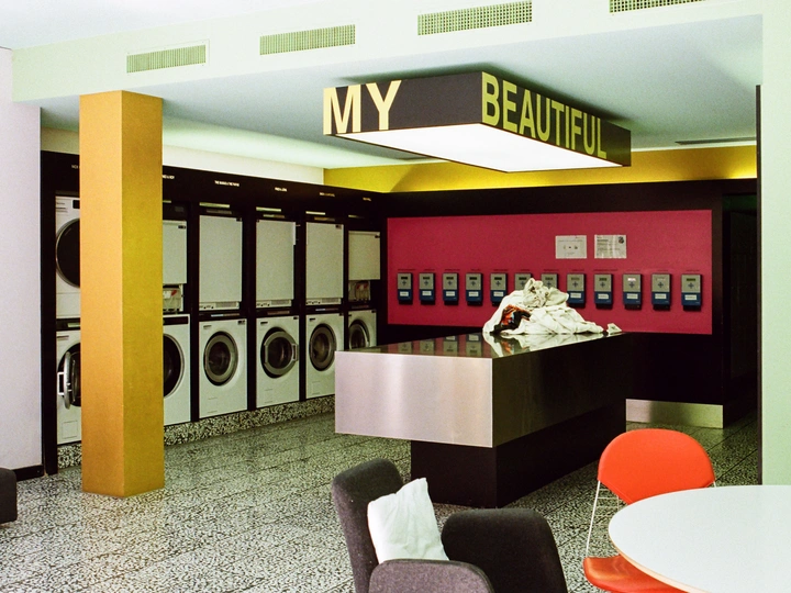 air your dirty laundry in public