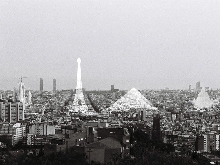 Collision of fragments in the city space