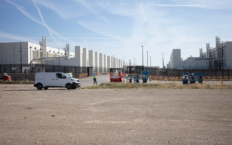 Cloud Factories: Reimagining Peripheral Landscapes