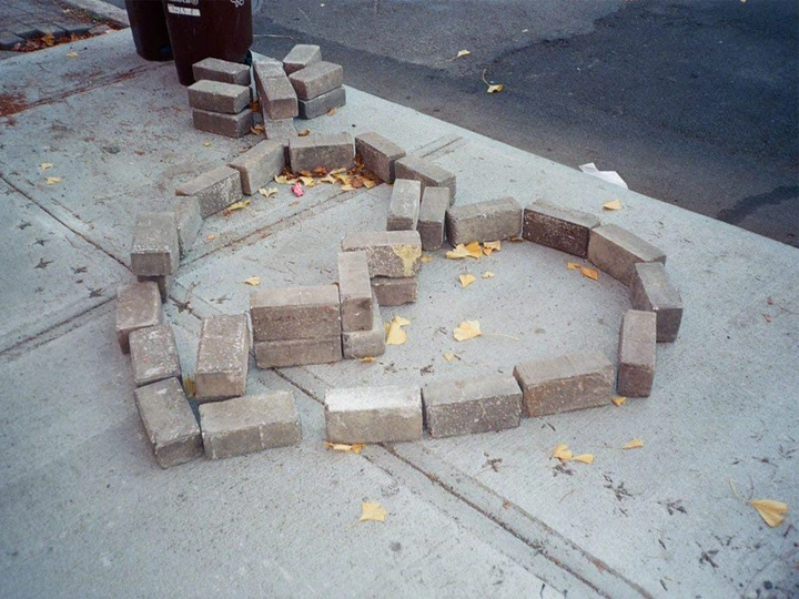 Spaces for dislove